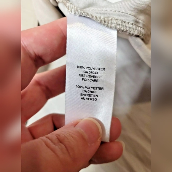 T Tahari ruffle shoulder blouse - Picture 6 of 9